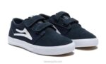 niños grifo vs Lakai ante azul marino 80B2125