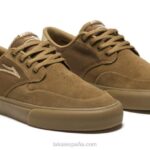 riley 3 Lakai gamuza de nuez 80B221